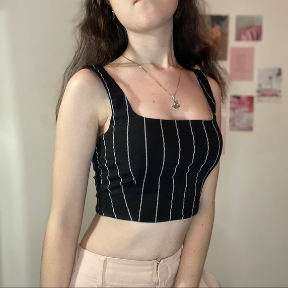 H&M Tops - Black and white striped crop tank